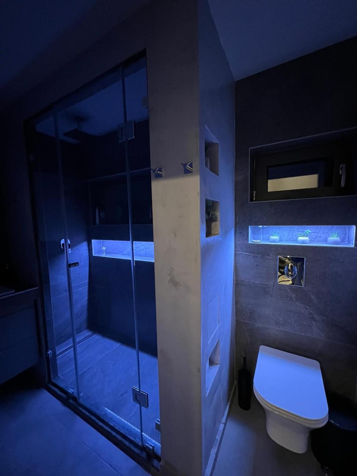 Loft Spa Greece - Enjoy Our Jacuzzi Каламата Екстер'єр фото